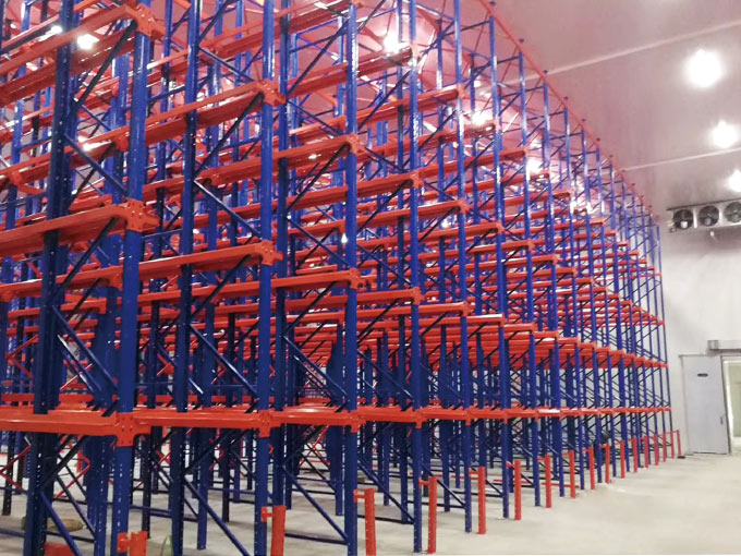 1530個(gè)貨位倉庫貫通式貨架項(xiàng)目案例